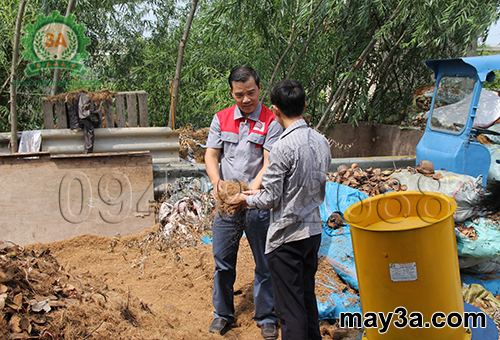 Nhà sáng chế Nguyễn Hải Châu hỗ trợ bà con sử dụng Máy băm rơm, xơ dừa, cỏ voi 3A3Kw