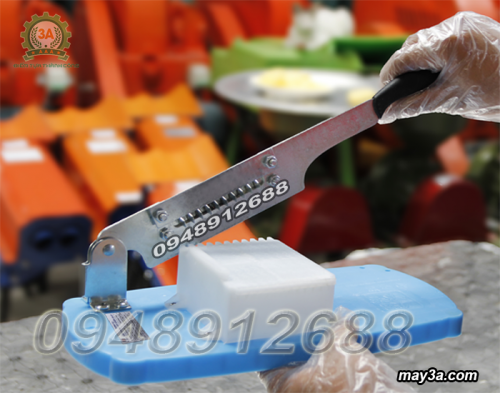 Dụng cụ cắt khai tây vuông 3A