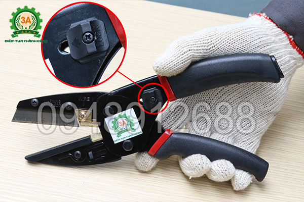 Chốt khóa an toàn của Kéo cắt đa năng 3A 3 in 1
