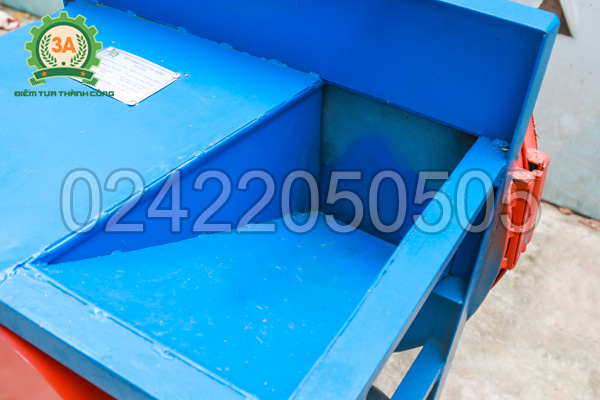 Máy băm chuối đa năng 3A2,2Kw có thiết kế phễu nạp lớn
