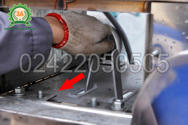 Hệ thống cần số của máy thái cá 2 đầu cắt 3A4Kw
