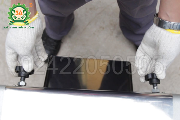 Máy cán bột mỳ 3A1,5Kw (06)