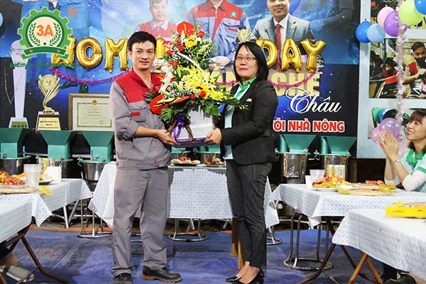 Lễ kỷ niệm và liên hoan chào mừng ngày phụ nữ Việt Nam 20/10 (05)