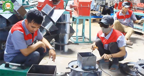 Anh Nguyễn Hải Châu đã truyền nghề cho nhân viên của mình