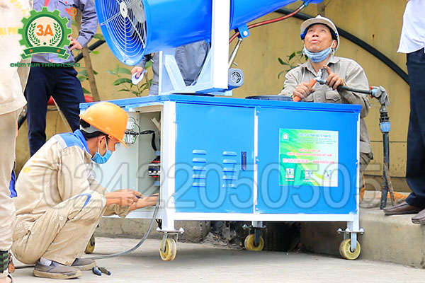 Bàn giao máy phun sương dập bụi 3A8Kw (03)
