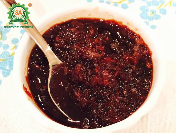Cách làm nước sốt bò bít tết: Sốt rượu vang đỏ