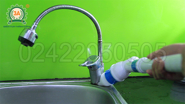 Vệ sinh các ngóc ngách dễ dàng và nhanh chóng với chổi cọ rửa vệ sinh đa năng 3A