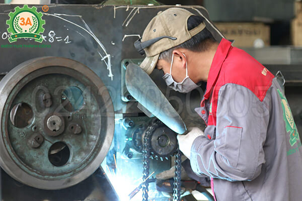 Dây chuyền băm rác hữu cơ 3A22Kw (18)