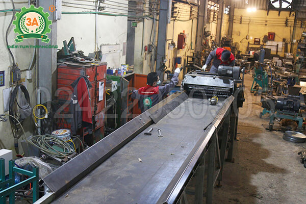 Dây chuyền băm rác ván lạng, vỏ cây 3A55Kw (02)