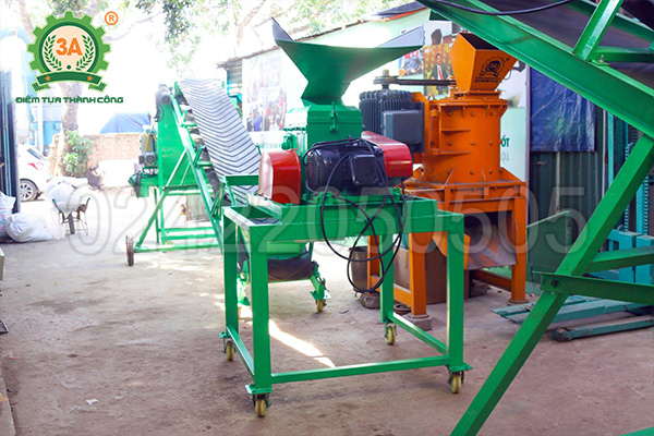 Máy nghiền phân 2 trục 3A5,5Kw