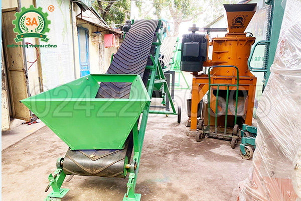 Băng tải gân B500 dài 4M 3A 1,5Kw