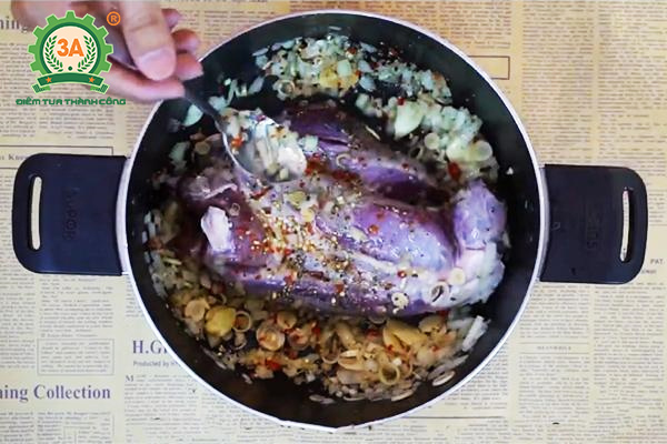 Hướng dẫn nấu bún bò Huế (06)