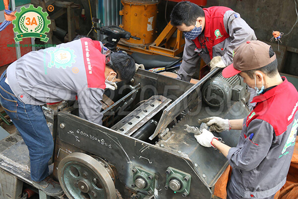 Máy băm rác ván bóc, vỏ cây 3A55Kw (31)