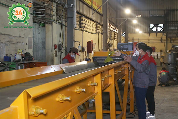 Máy băm rác ván bóc, vỏ cây 3A55Kw (37)