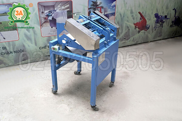 Máy bóc vỏ măng trúc 3A0,75Kw (10)