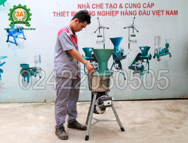 Hình ảnh sản phẩm Máy chế biến thức ăn chăn nuôi đa năng 3A1,5Kw