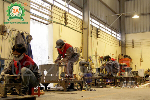 Máy băm ván bóc, vỏ cây 3A 9Z6A (13)