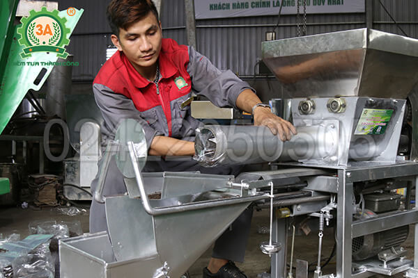 Máy đóng bịch nấm 3A2,2kW (09)