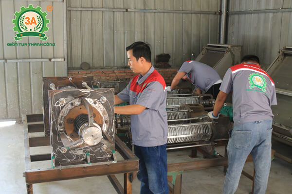 Máy ép phân lợn, bò 3A (13)