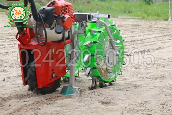Tính năng lấp đất của máy gieo hạt đa năng 3A