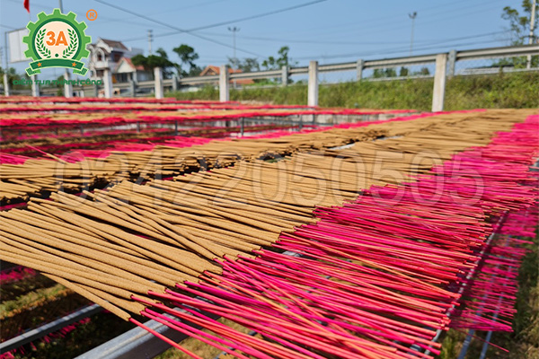 Nghề sản xuất nhang đang ngày càng phát triển
