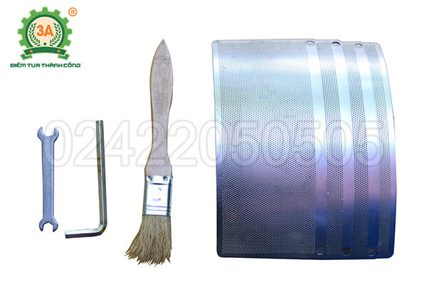 Máy nghiền bột rau má, ngũ cốc khô 3A3,5Kw (06)