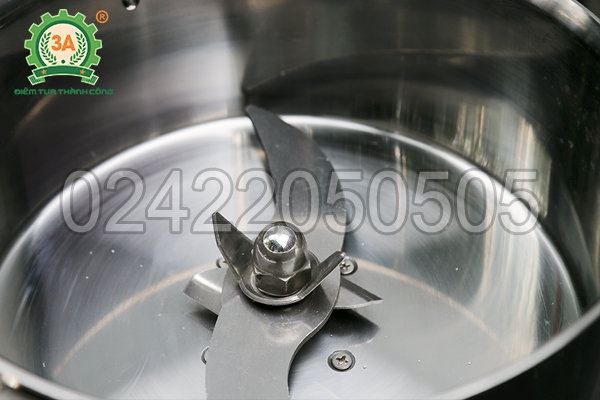 Máy nghiền bột siêu mịn 3A2Kg được chế tạo chủ yếu bằng inox cao cấp