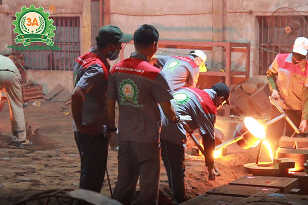 Máy nghiền búa trục đứng 3A37Kw (06)