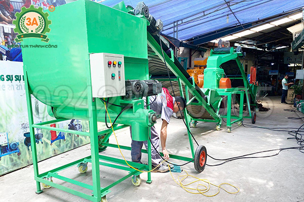 Máy nghiền đất, đánh tơi phân bón công nghiệp 2 tầng 3A11Kw