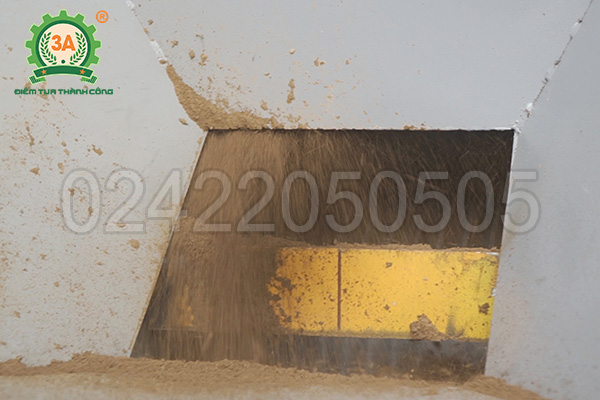 máy nghiền đất, đánh tơi phân 3A