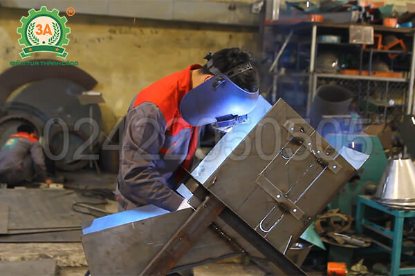 Máy nghiền đất đóng bầu 2 trục 3A3Kw (16)