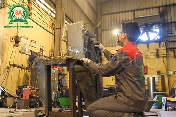 Máy nghiền đất đóng bầu 2 trục 3A3Kw (19)