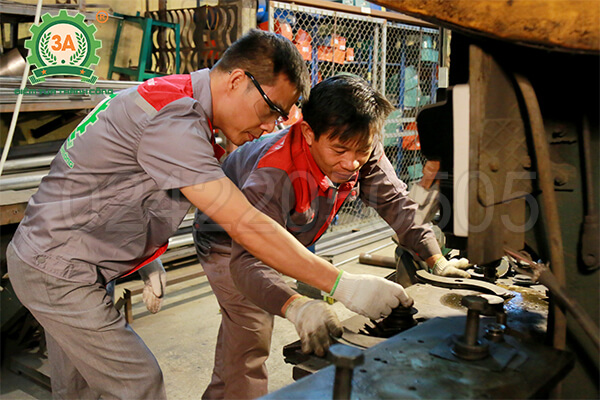 Máy sấy cám viên băng tải 3A (17)