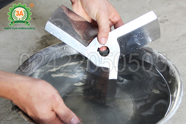 Vệ sinh máy tạo cốm 3A7,5Kw