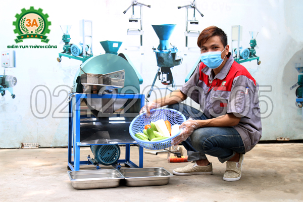 Máy thái lát gừng 3A1,5Kw có thể thái đa dạng các loại củ quả