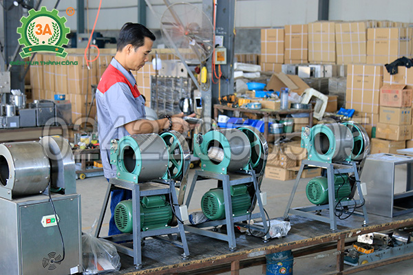 Kho linh kiện Máy thái sợi rau củ quả 3A1,5Kw (02)