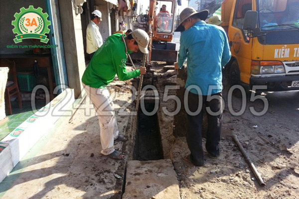 Đường ống bị tắc cần sử dụng ngay máy thông cống lò xo 3AGQ1200