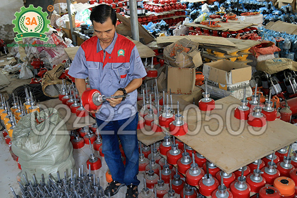 Kho hàng linh kiện máy thông tắc 3A (05)