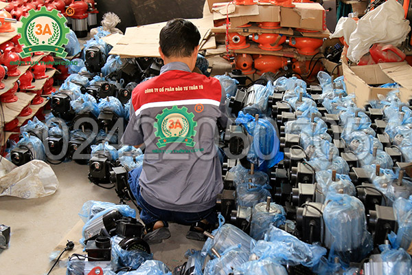 Kho linh kiện máy thông cống 3A (06)