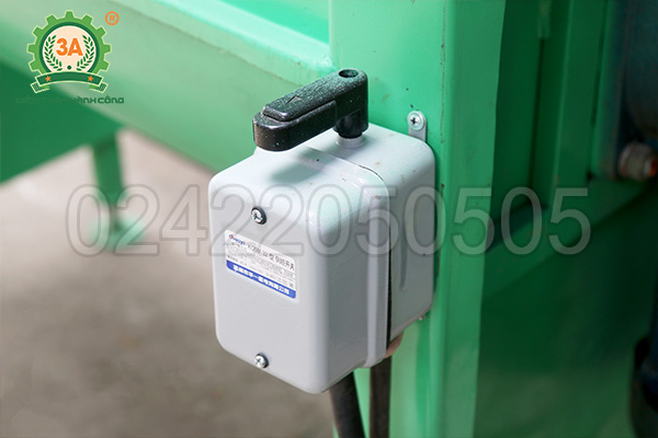 Máy đảo trộn phân hữu cơ 3A