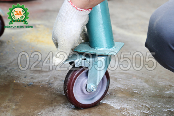 Bánh xe của Máy trộn thức ăn cho gà 1 pha 3A3Kw