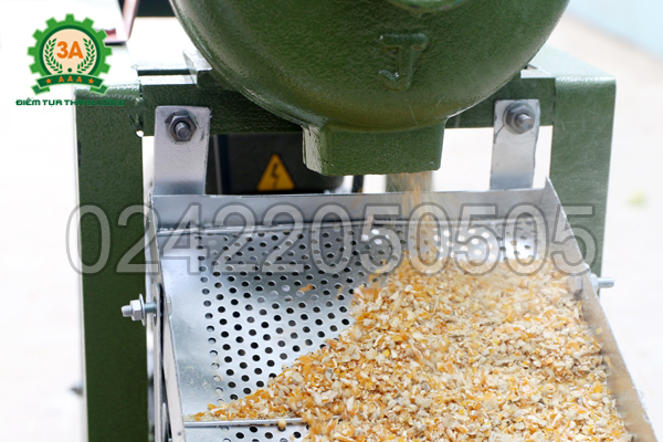 Nghiền ngô với Máy vỡ ngô thành mảnh 3A2,2Kw