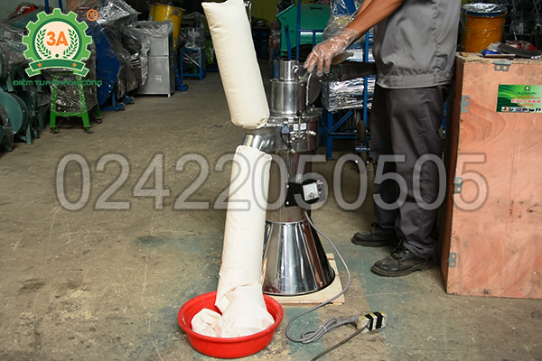 Máy xay bột khô siêu mịn 3A2,2Kw dễ dàng làm vệ sinh