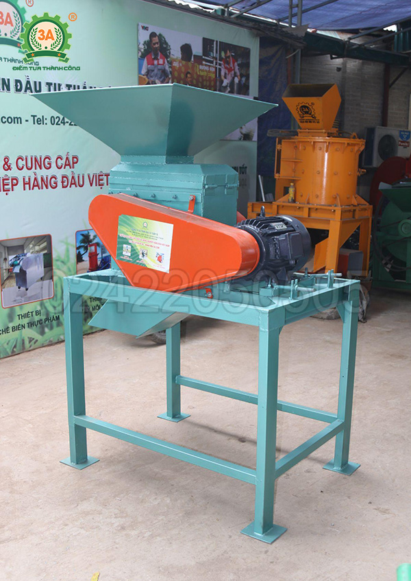 máy xay đất 3A5,5kw