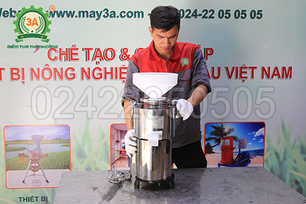 Máy xay đậu nành tách bã 3A750W (04)