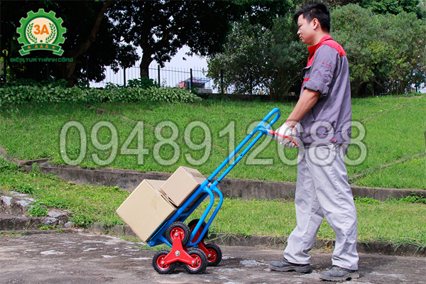 Trọng tải Xe đẩy hàng, leo cầu thang 3A từ 100 → 150Kg