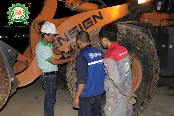 Xích bọc lốp 3A (07)