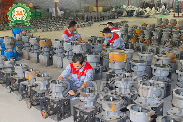 Xưởng sản xuất máy ép cám viên 3A (02)