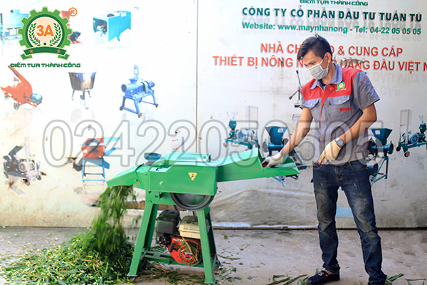 Máy băm cỏ cho bò