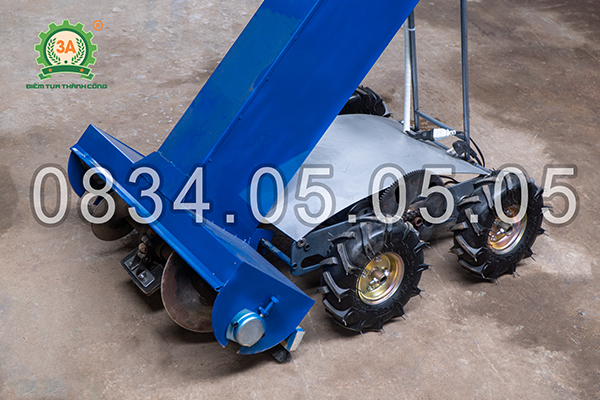 Máy hút hạt nguyên liệu tự hành 3A